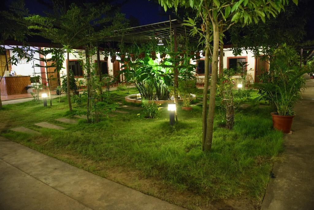 Zana Beach Guesthouse Sihanoukville Extérieur photo
