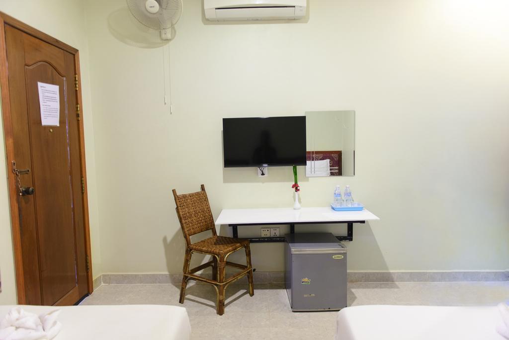 Zana Beach Guesthouse Sihanoukville Extérieur photo