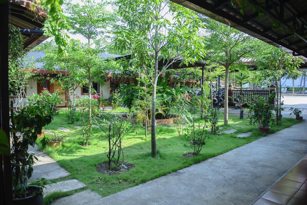 Zana Beach Guesthouse Sihanoukville Extérieur photo