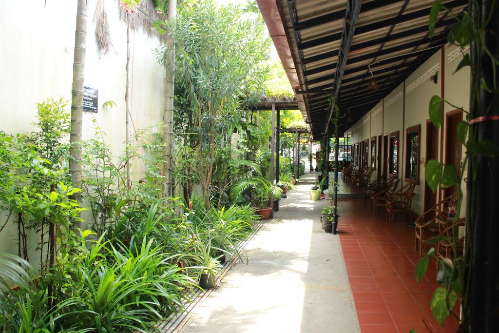 Zana Beach Guesthouse Sihanoukville Extérieur photo