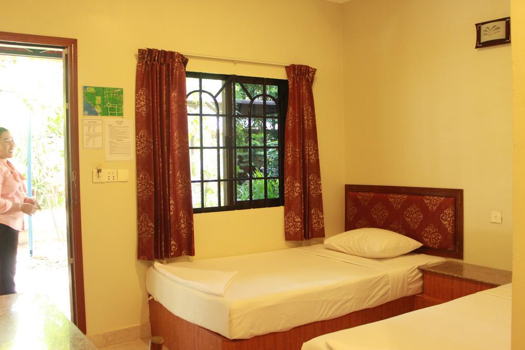 Zana Beach Guesthouse Sihanoukville Extérieur photo