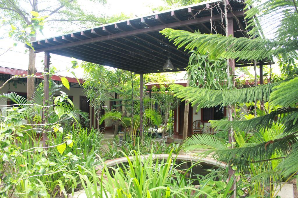 Zana Beach Guesthouse Sihanoukville Extérieur photo